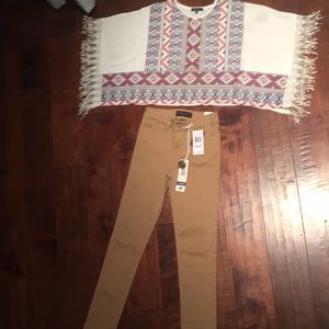 Tan skinny jeans NWT with bohemian top